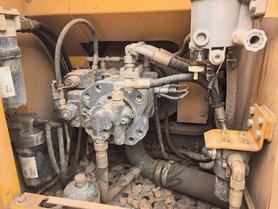 Buy XCMG XE135B Used Excavator / 4 Buy XCMG XE135B Used Excavator / 4