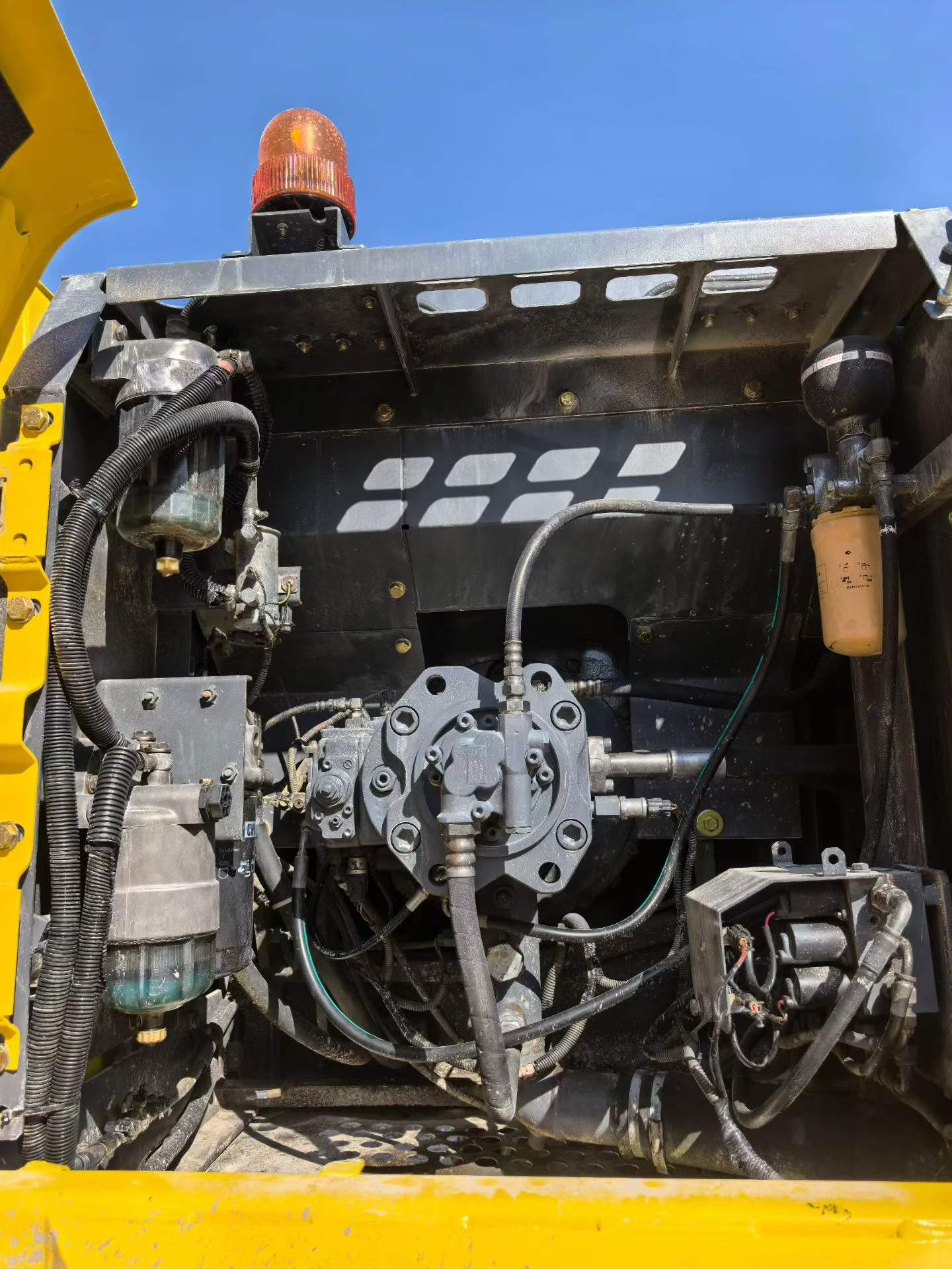 Buy Sumitomo SH210-5 Used Excavator / 2