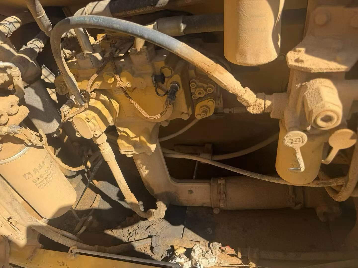 Buy Caterpillar 330B Used Excavator / 4