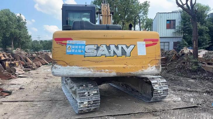 Buy Sany SY125C Used Excavator / 1