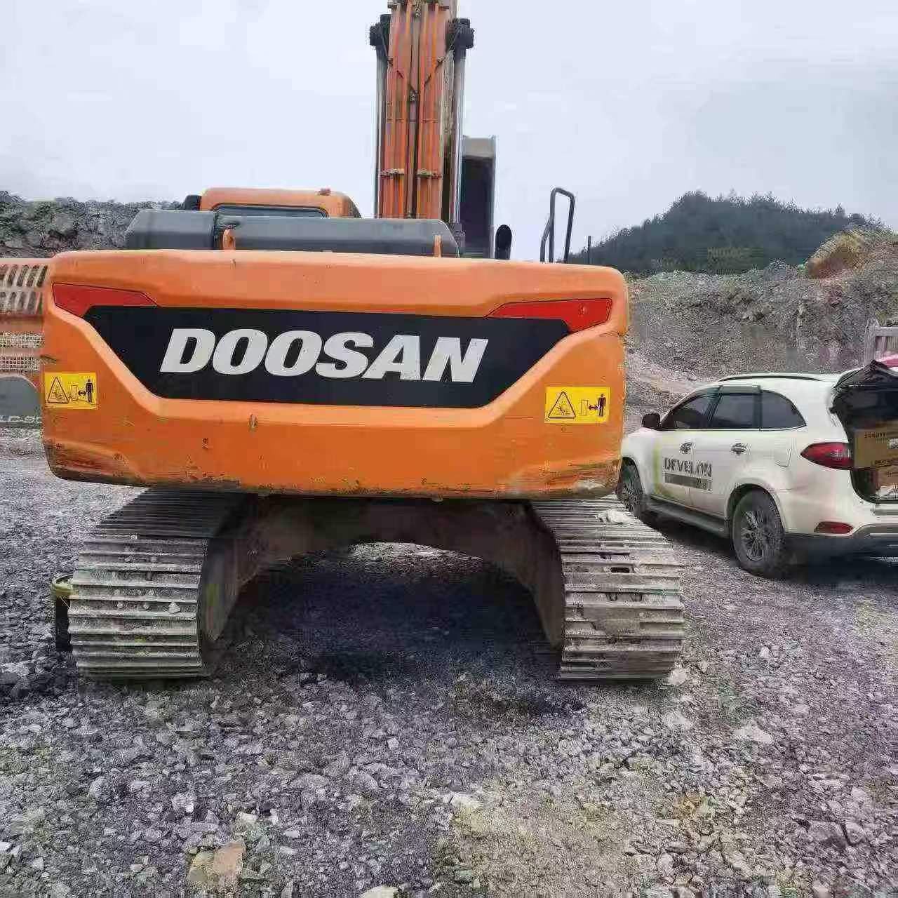 Buy Doosan DX230LC Used Excavator / 7