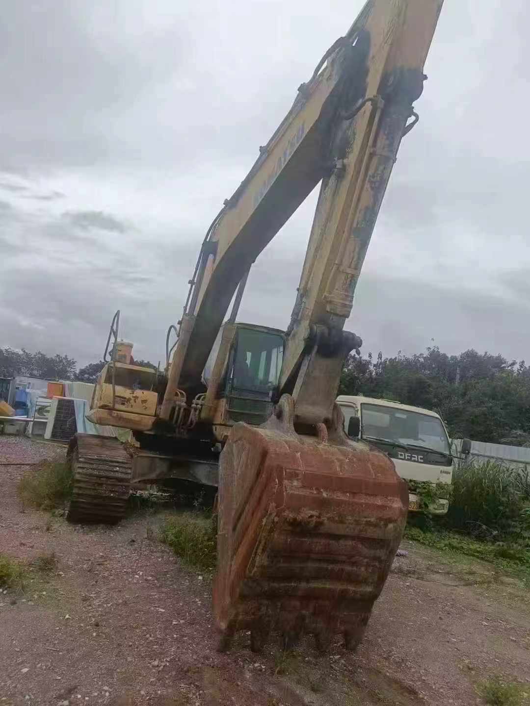 Buy Komatsu PC210-8 Used Excavator / 3