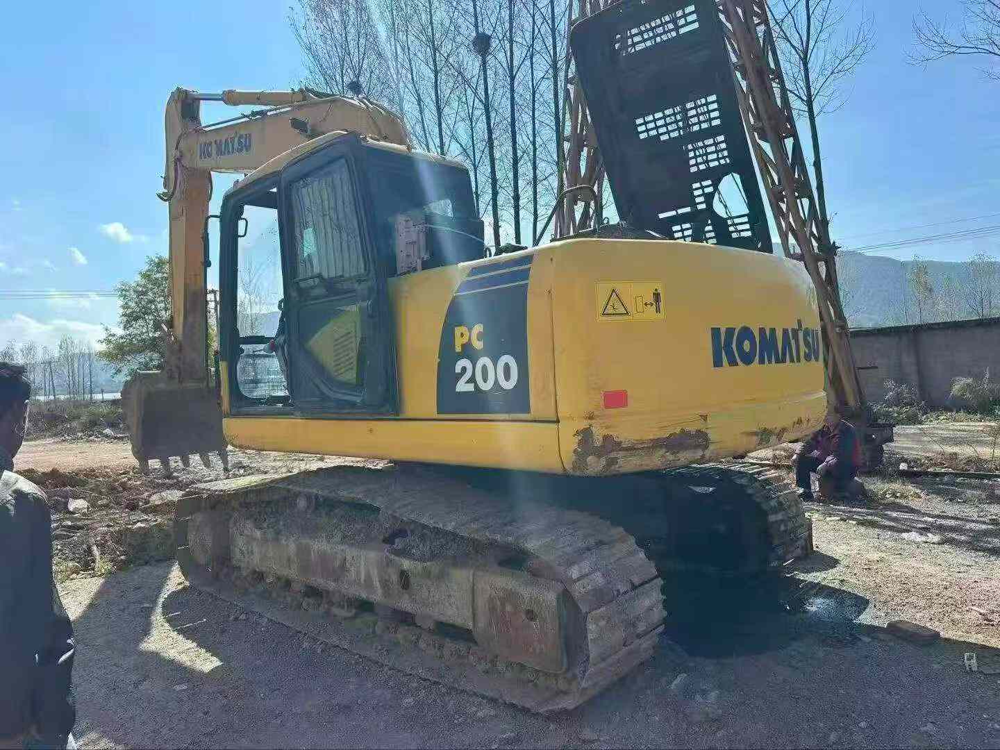 Buy Komatsu PC160-7 Used Excavator / 6