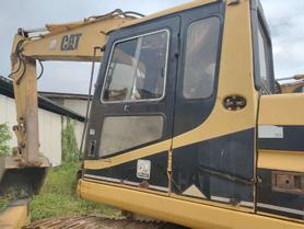 Buy Caterpillar 320V1 Used Excavator / 4 Buy Caterpillar 320V1 Used Excavator / 4