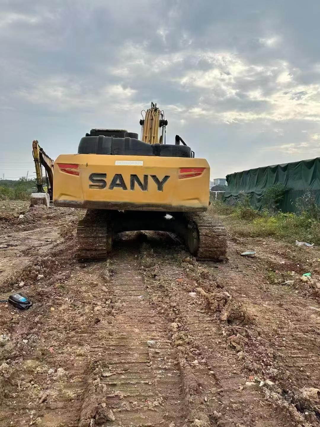 Buy Sany SY305C Used Excavator / 9