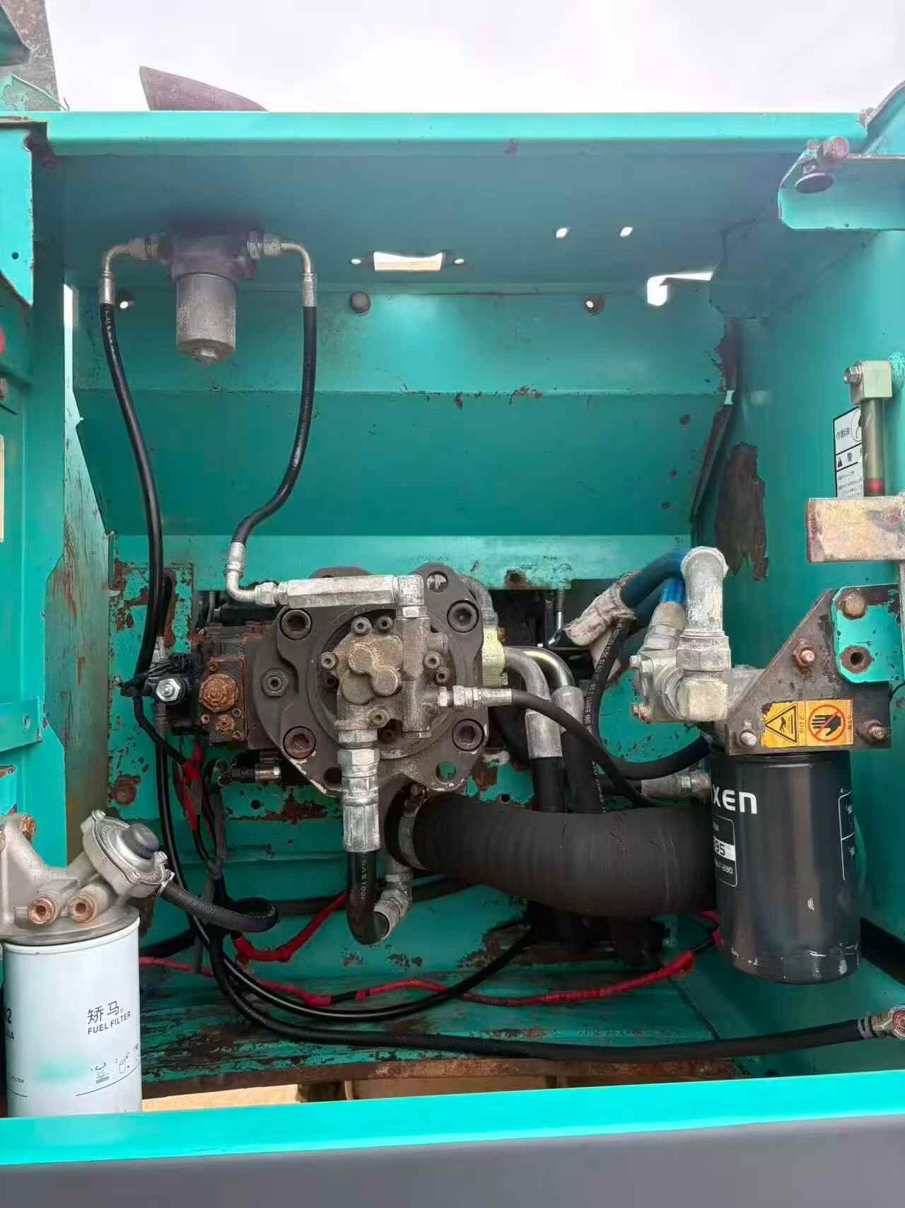 Buy Kobelco SK200-2 Used Excavator / 5