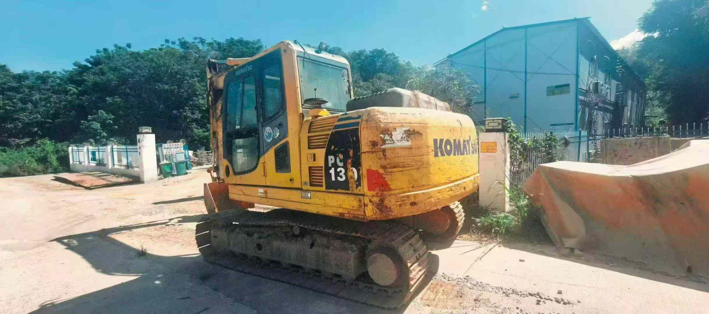 Buy Komatsu PC130 Used Excavator / 3