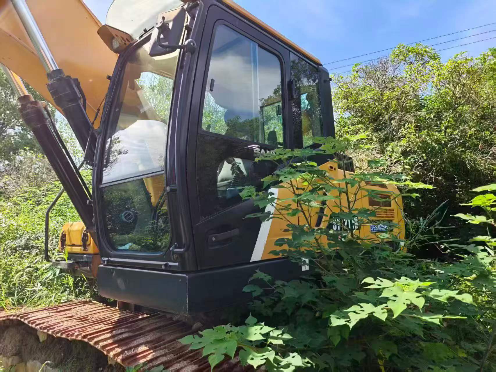 Buy Sany SY200H Used Excavator / 3