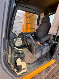 Buy Kato HD820V Used Excavator / 5 Buy Kato HD820V Used Excavator / 5