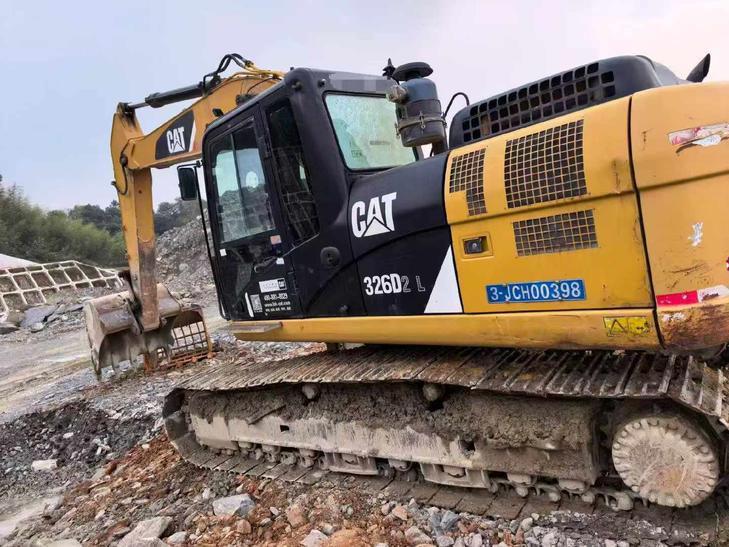 Buy Caterpillar 323 Used Excavator / 1