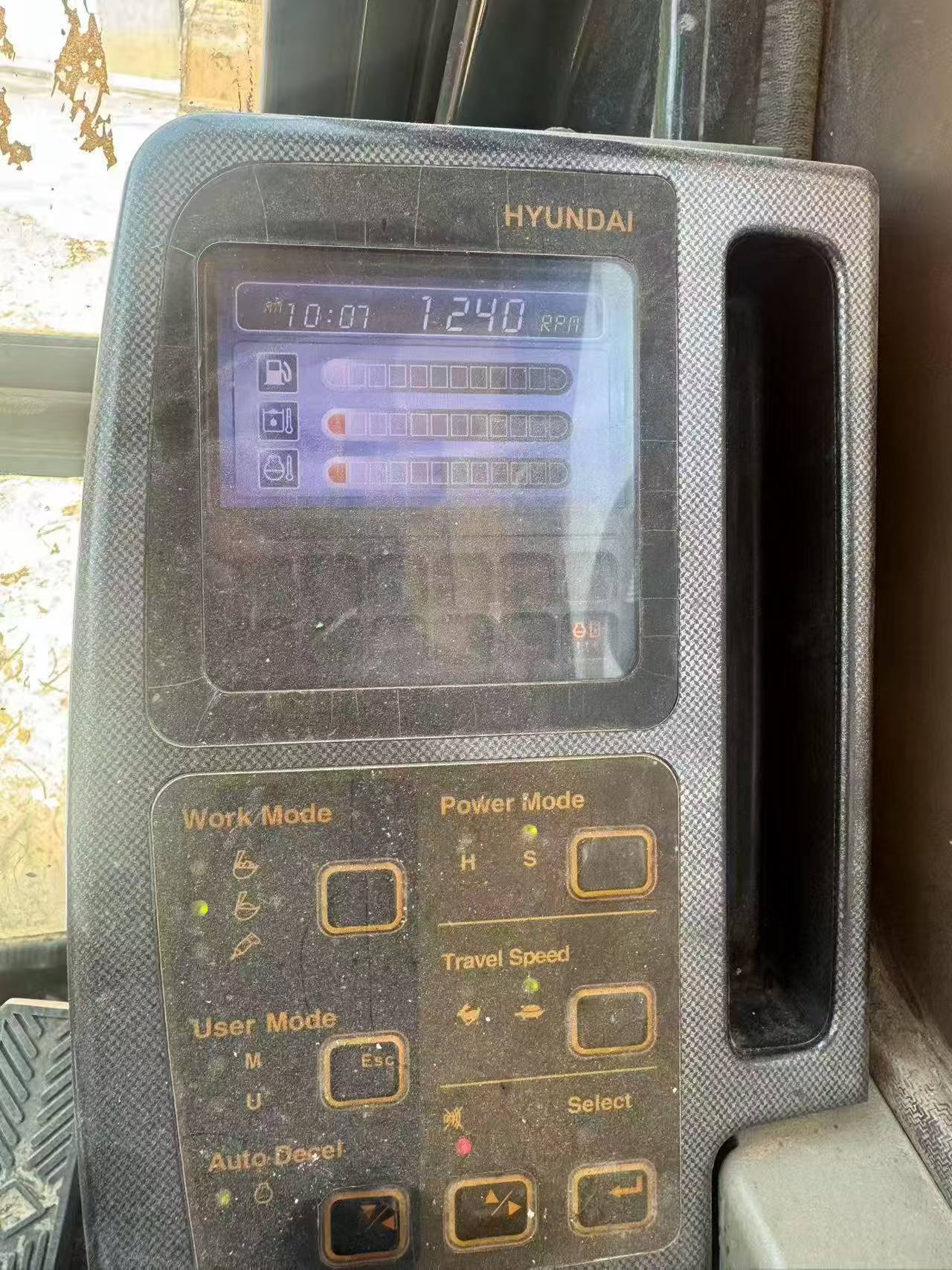 Buy Hyundai R225-7 Used Excavator / 7