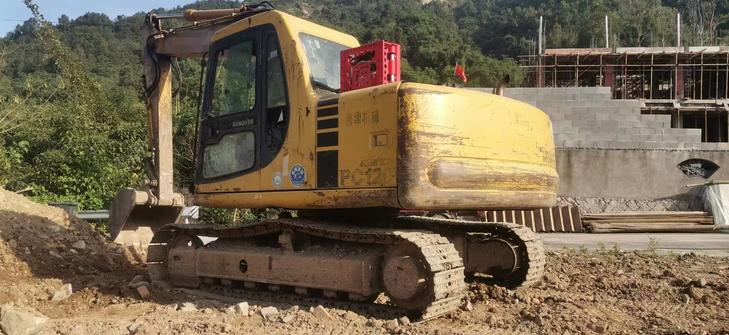 Buy Komatsu PC120-6E Used Excavator / 1