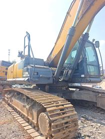Buy XCMG XE245DK Used Excavator / 4 Buy XCMG XE245DK Used Excavator / 4