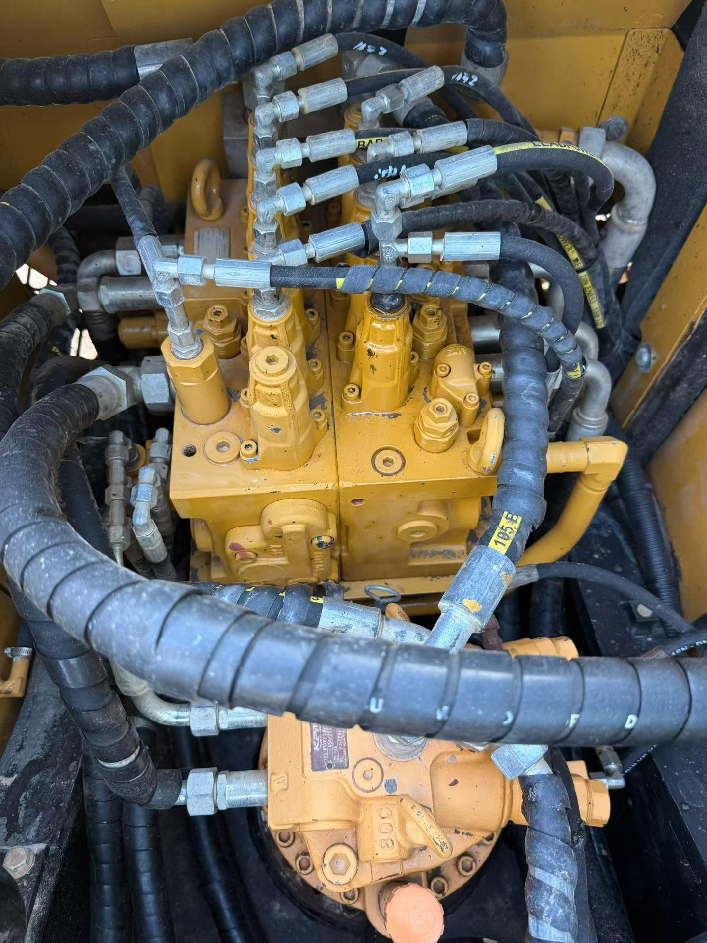 Buy Sany SY135 Used Excavator / 4