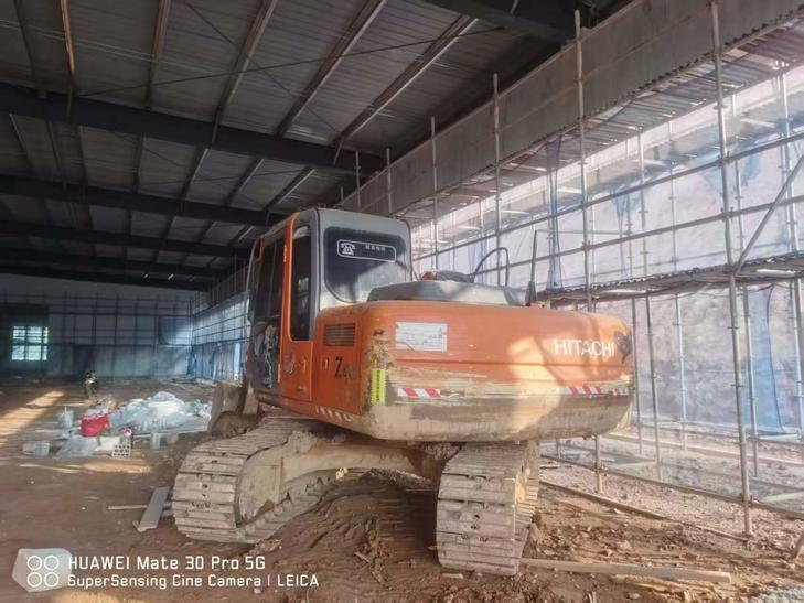 Buy Hitachi EX120 Used Excavator / 1