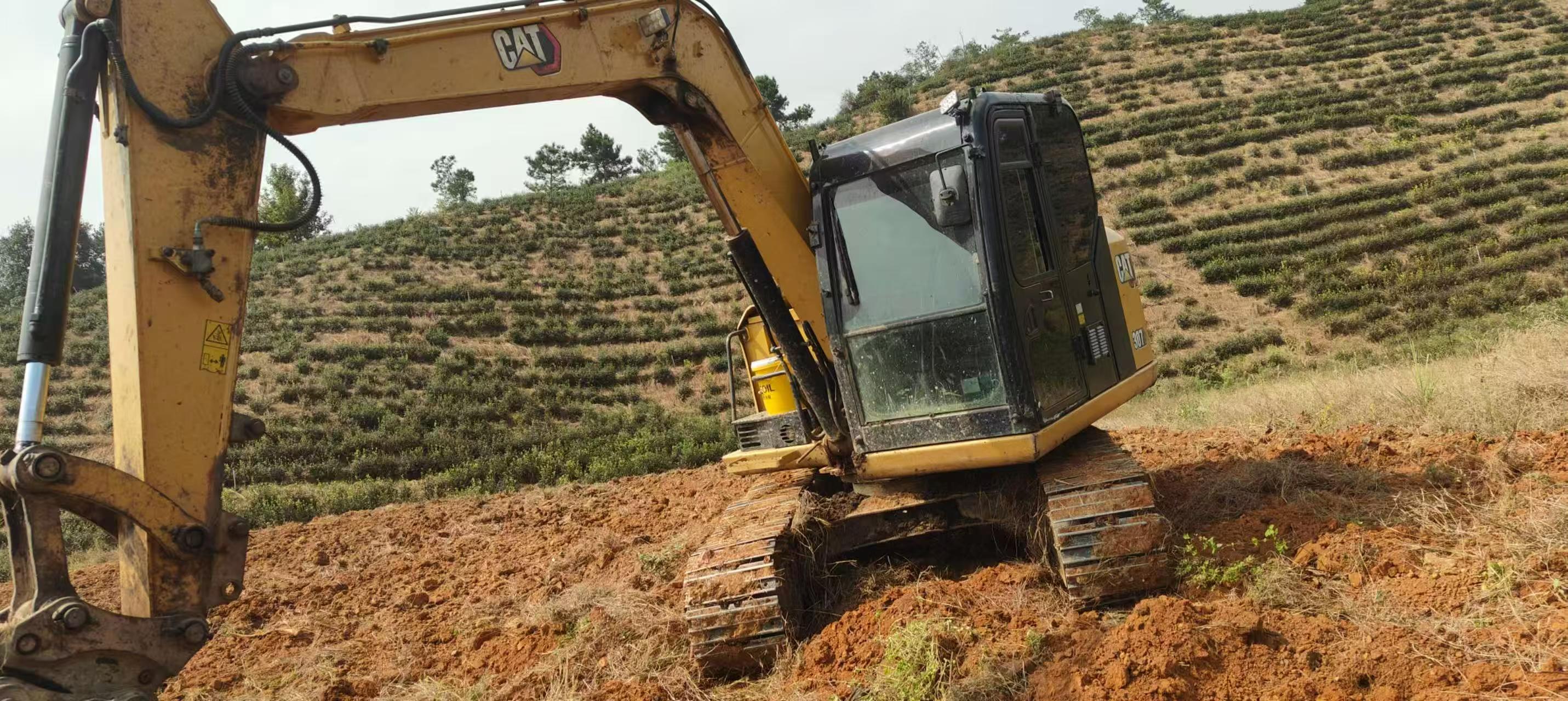 Buy Caterpillar 307B Used Excavator / 4