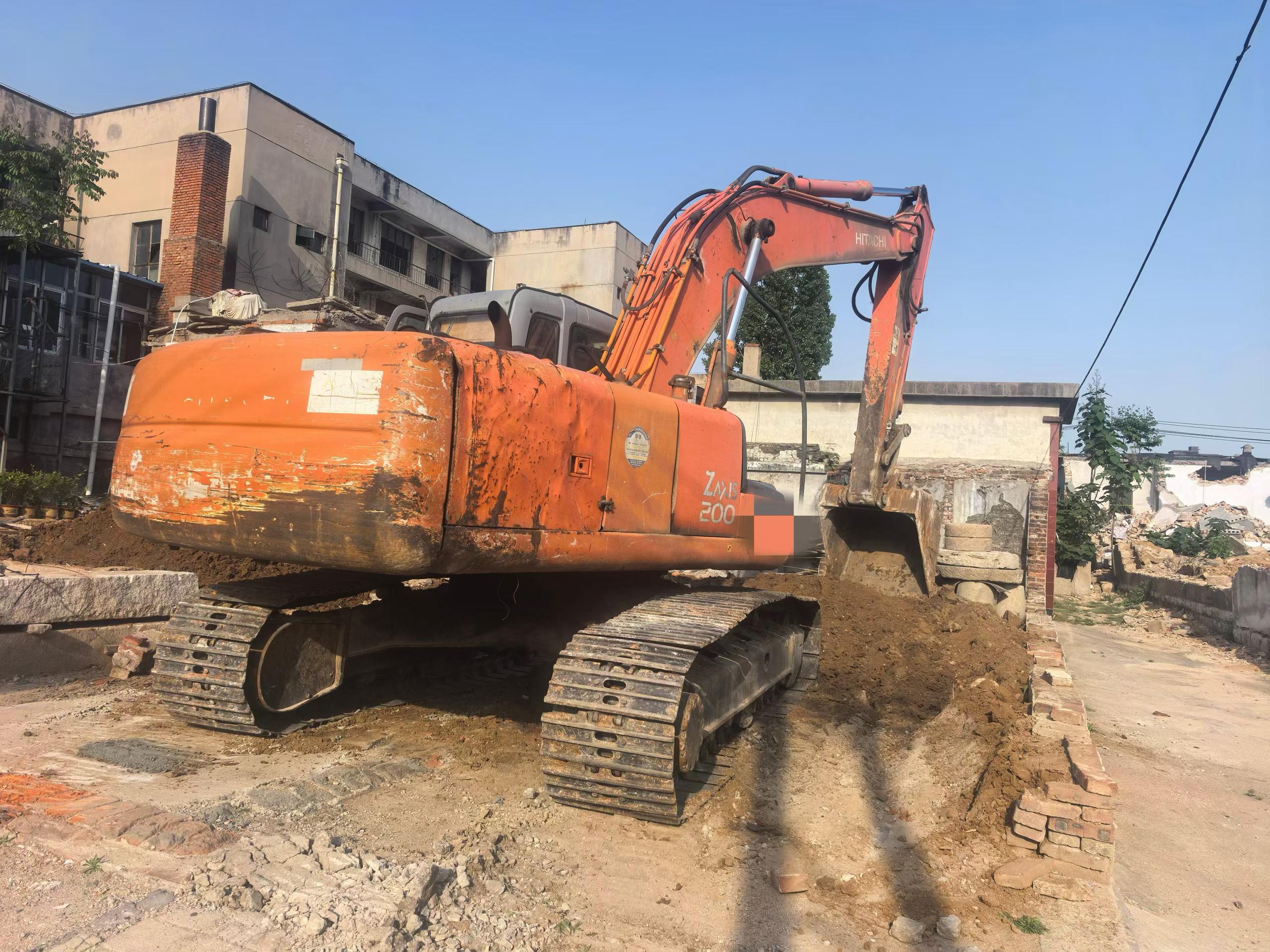 Buy Hitachi ZX200-6 Used Excavator / 6