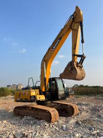 Buy Sany SY215C Used Excavator / 9 Buy Sany SY215C Used Excavator / 9