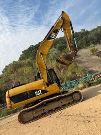 Buy Caterpillar 320D Used Excavator / 2 Buy Caterpillar 320D Used Excavator / 2