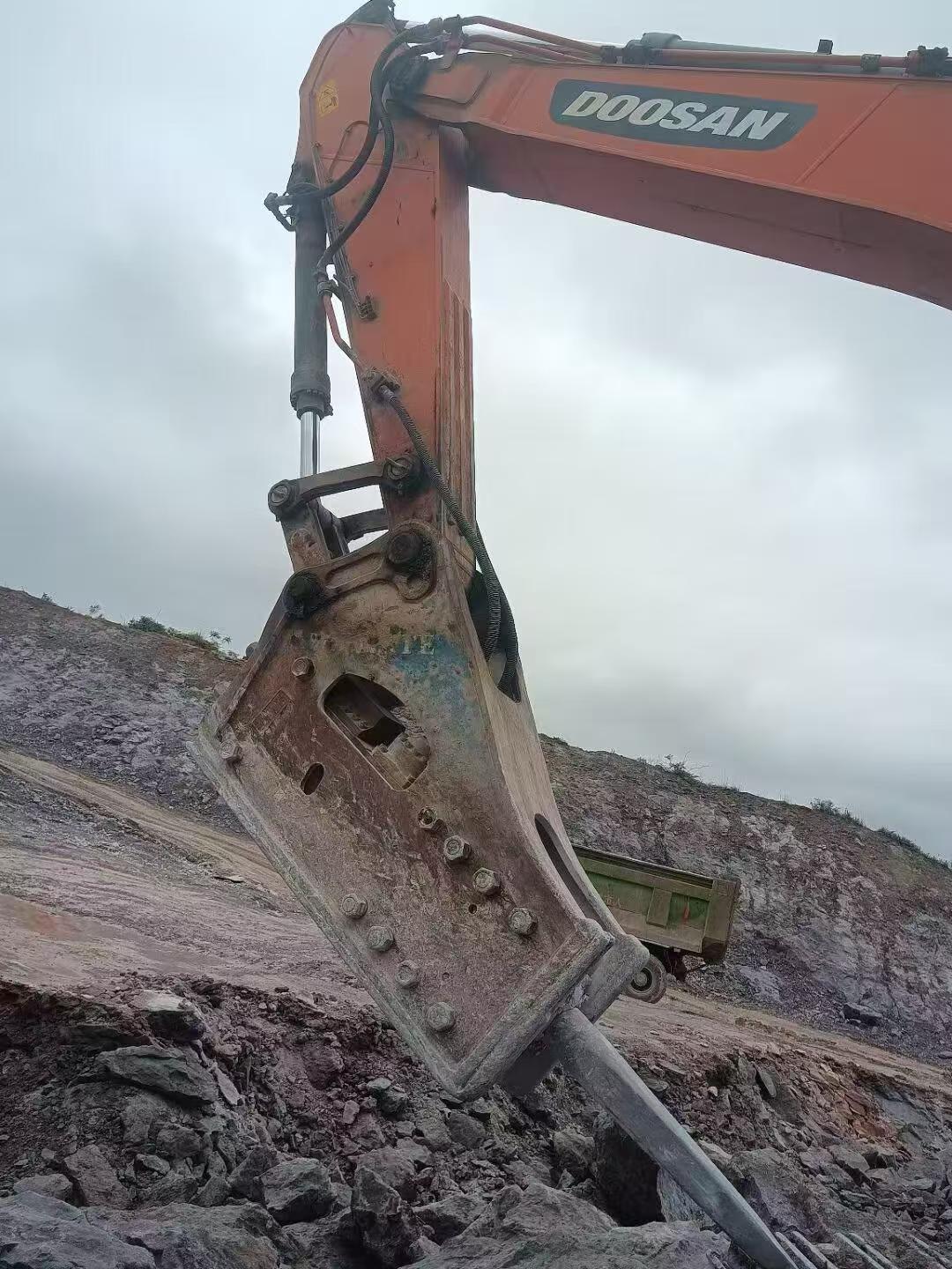Buy Doosan DH500 Used Excavator / 8