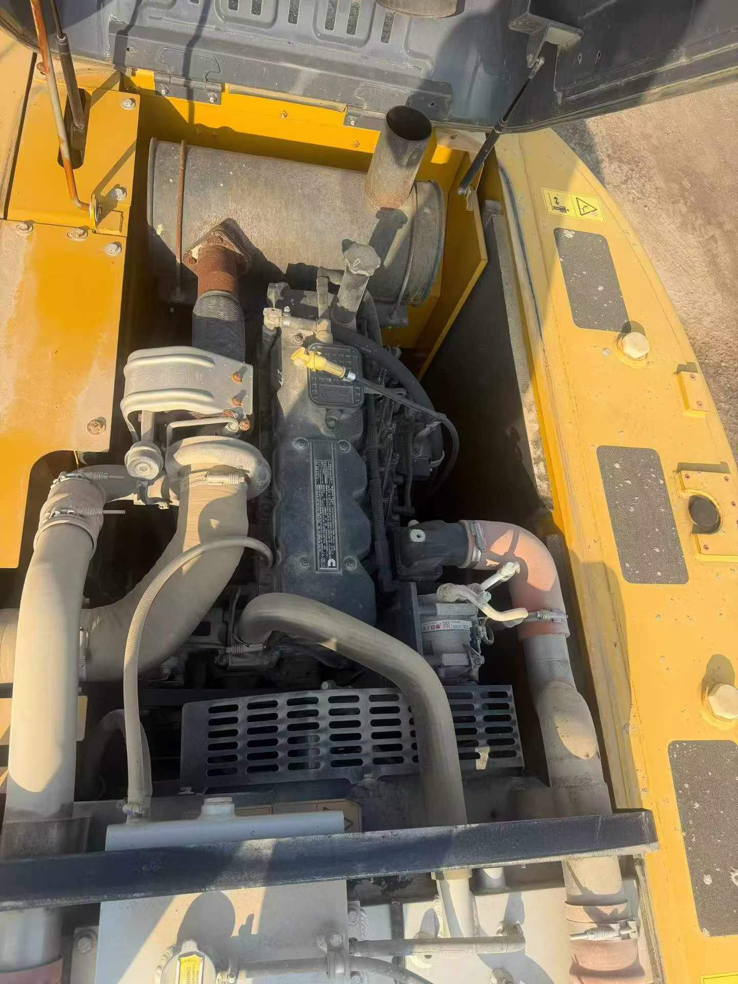 شراء حفارة XCMG XE205DA مستعملة / 5