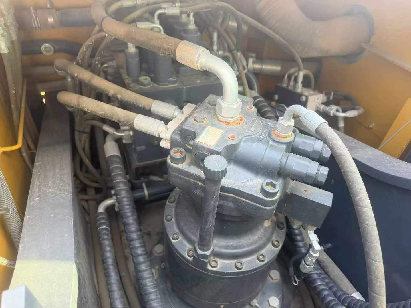 شراء حفارة XCMG XE205DA مستعملة / 6