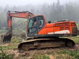 Buy Doosan DH220-3 Used Excavator / 3 Buy Doosan DH220-3 Used Excavator / 3