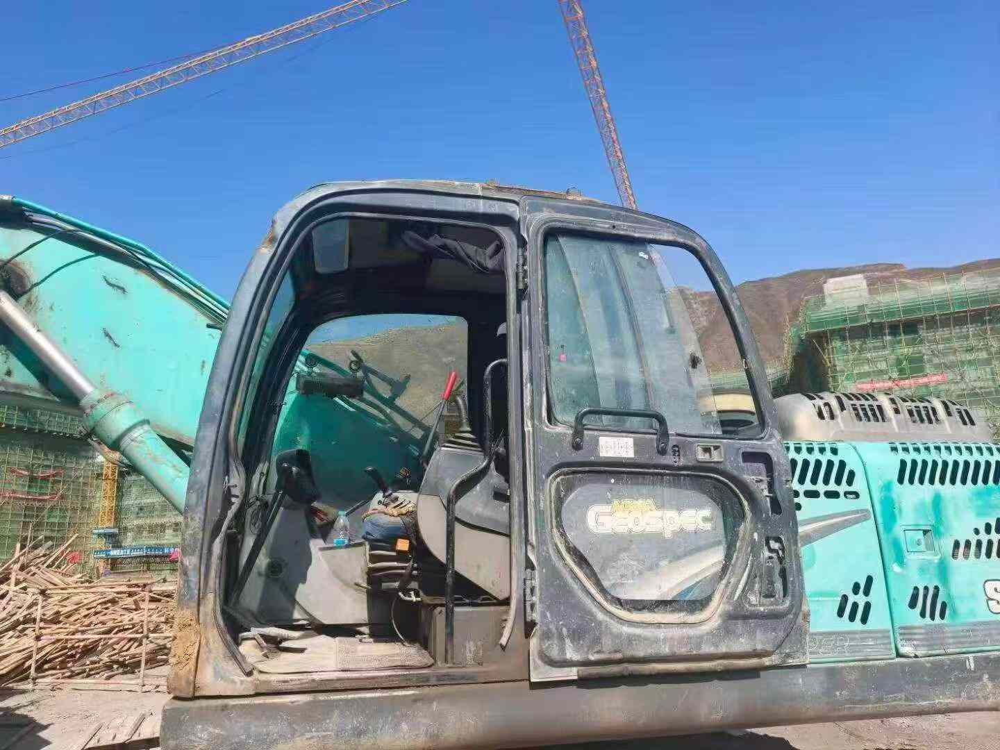 Buy Kobelco SK250 Used Excavator / 5