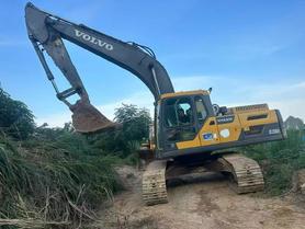 Buy Volvo L250G Used Excavator / 3 Buy Volvo L250G Used Excavator / 3