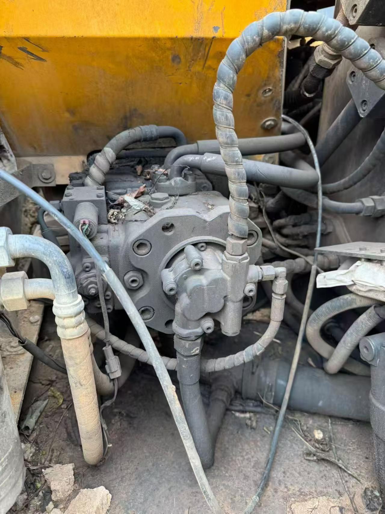 Buy Sany SY135 Used Excavator / 4