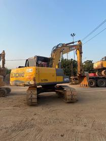 Buy XCMG XE135B Used Excavator / 4 Buy XCMG XE135B Used Excavator / 4