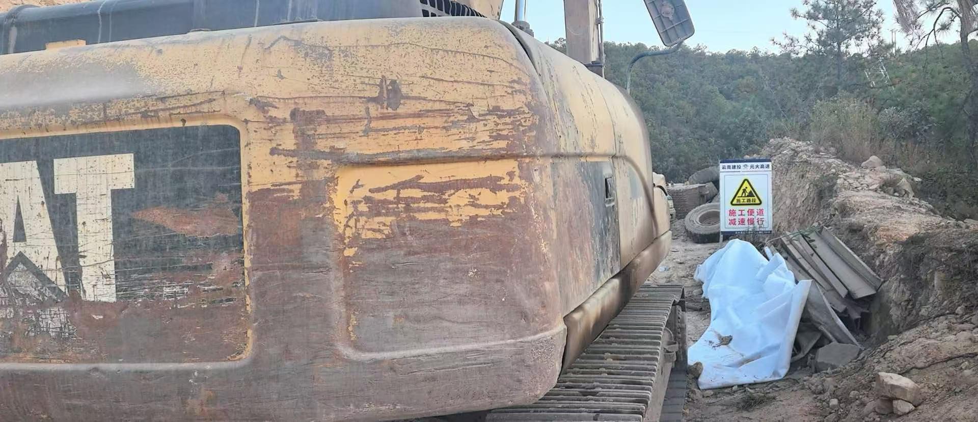 Buy Caterpillar 324D Used Excavator / 3