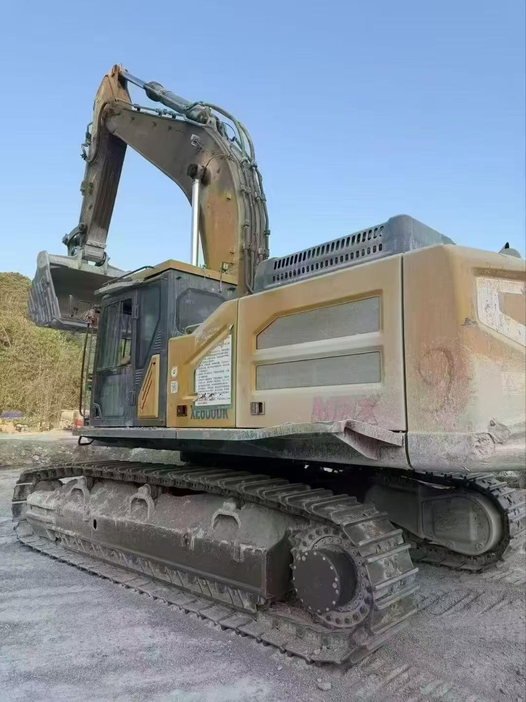 Buy XCMG LW600E Used Excavator / 2
