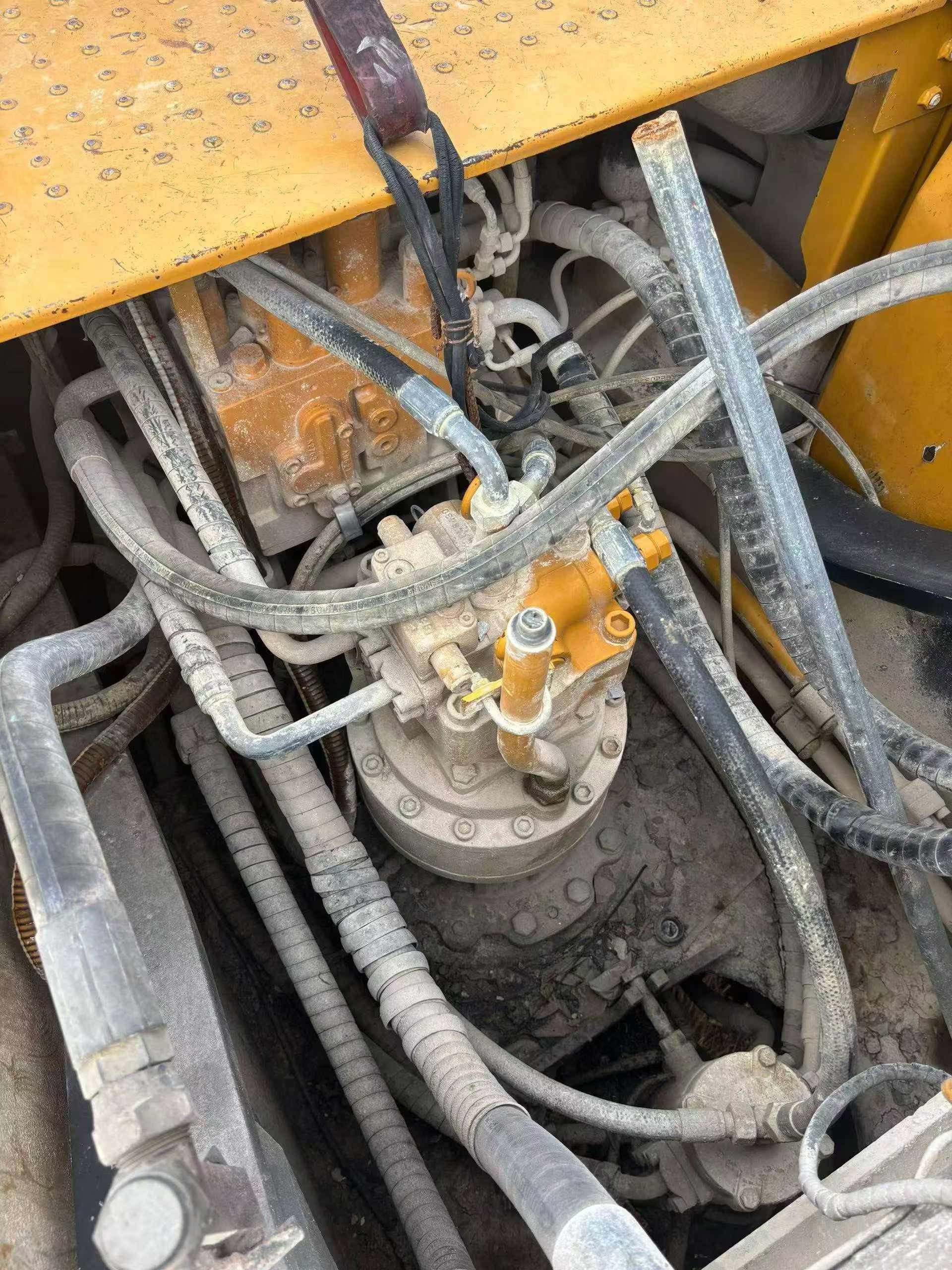 Buy Sany SY265C Used Excavator / 6