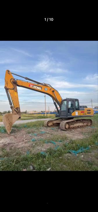 Buy XCMG XE245D Used Excavator / 1