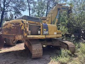 Buy Komatsu PC300-8 Used Excavator / 2 Buy Komatsu PC300-8 Used Excavator / 2