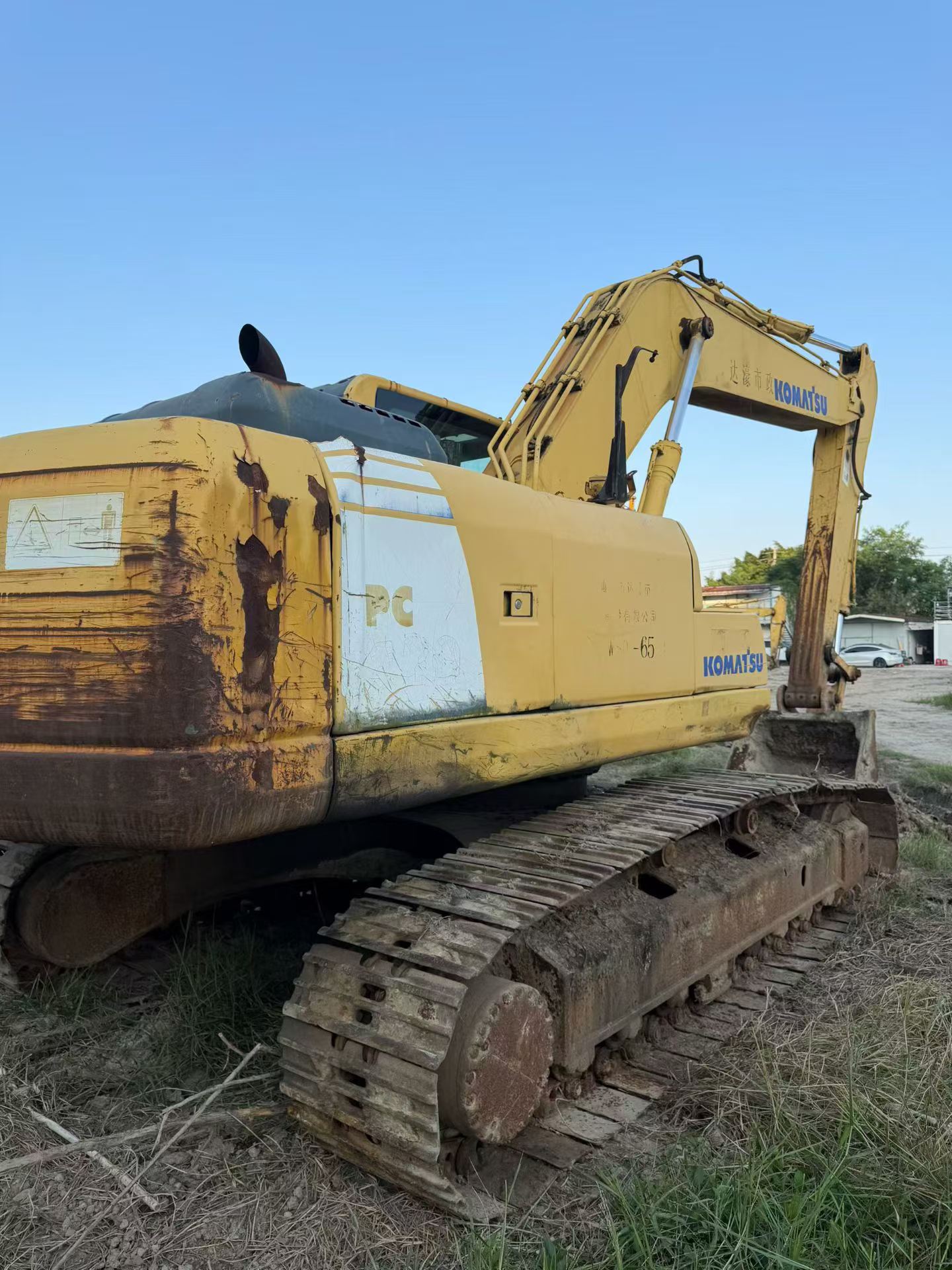 Buy Komatsu PC220-8 Used Excavator / 5