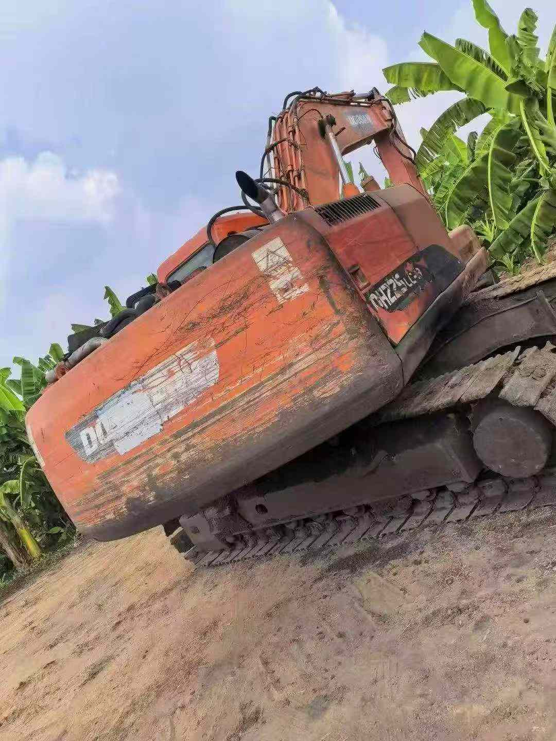 Buy Doosan DH225-9 Used Excavator / 3