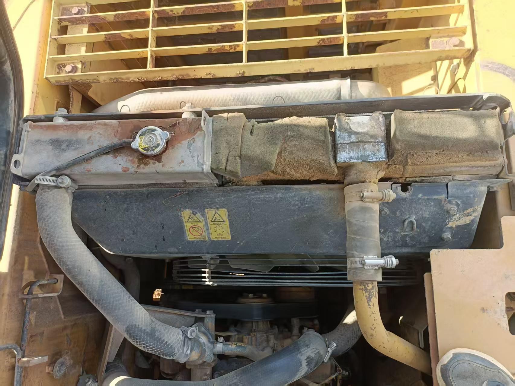 Buy Caterpillar 320D Used Excavator / 2