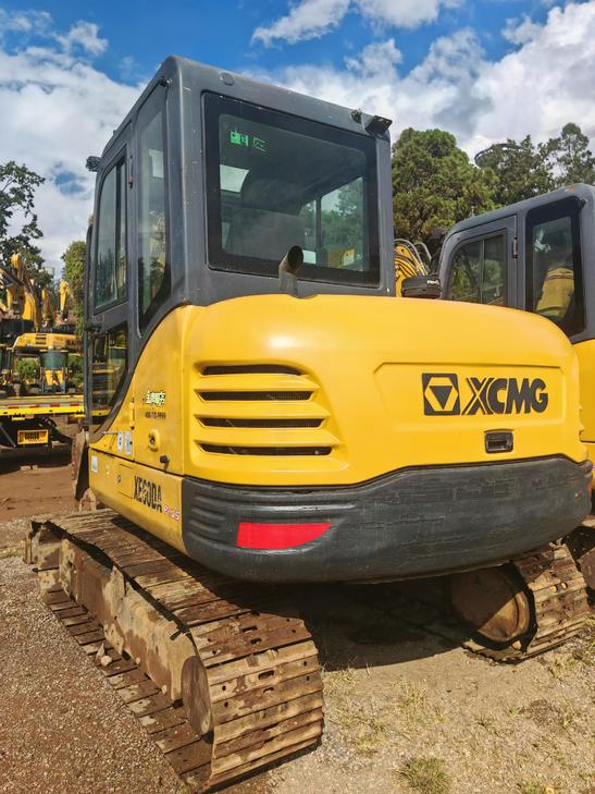 Buy XCMG XE60 Used Excavator / 1