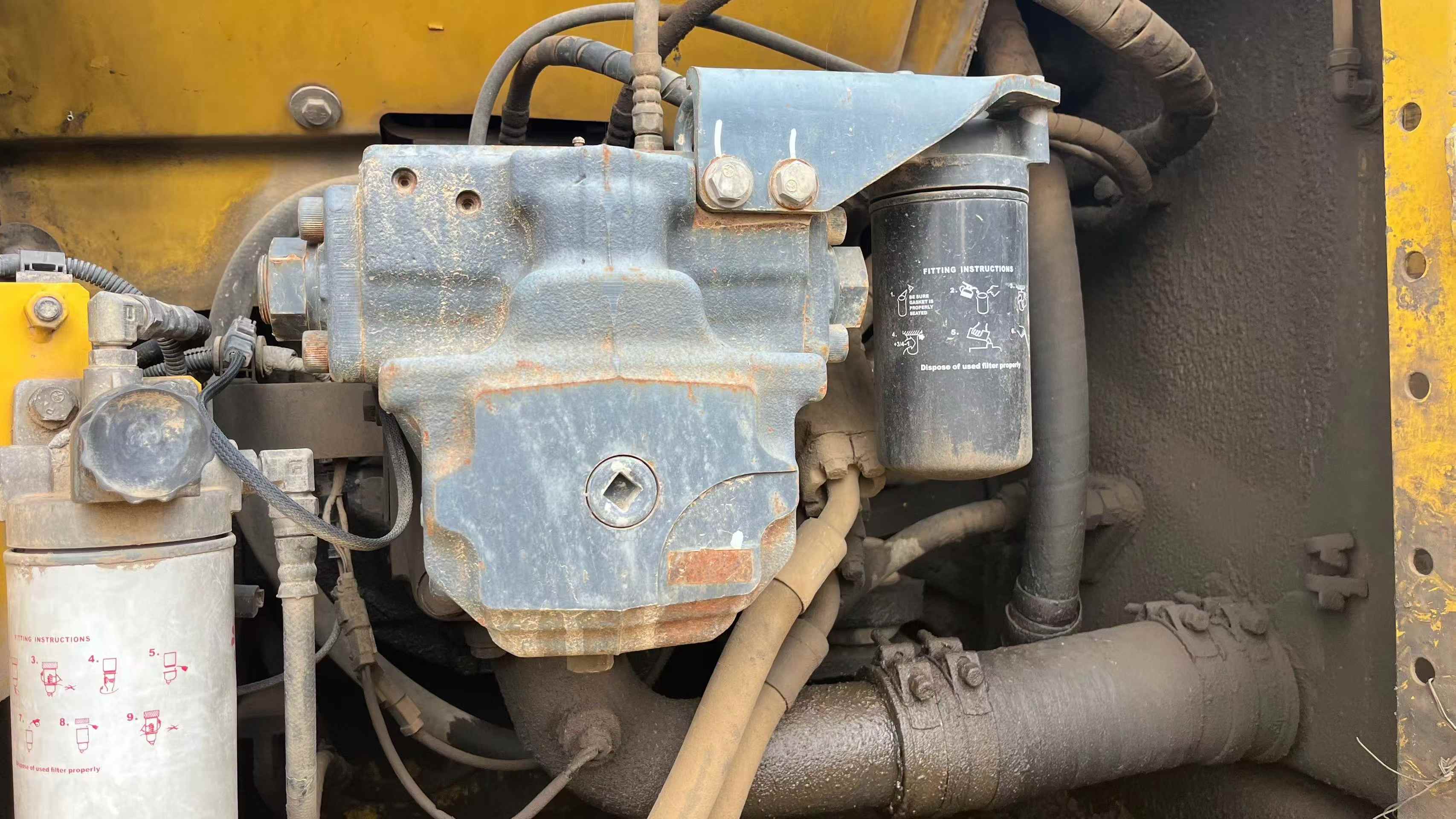 Buy Komatsu PC200-8 Used Excavator / 6
