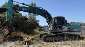 Buy Kobelco SK260 Used Excavator / 6 Buy Kobelco SK260 Used Excavator / 6