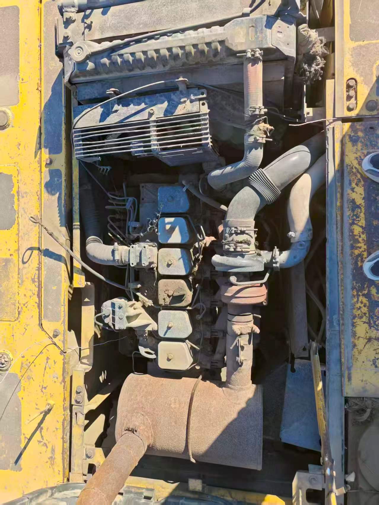Buy Komatsu PC240-6 Used Excavator / 4