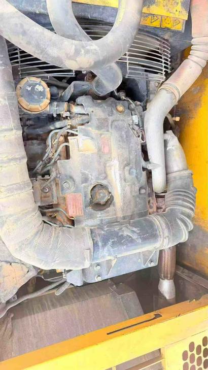 Buy Kato HD820 Used Excavator / 1