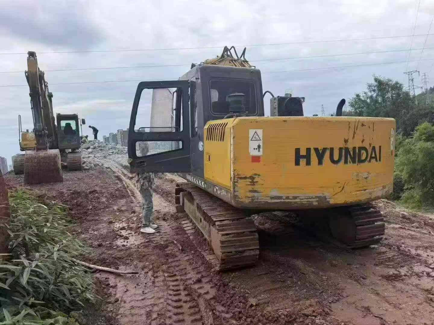 Buy Hyundai 110LVS Used Excavator / 2