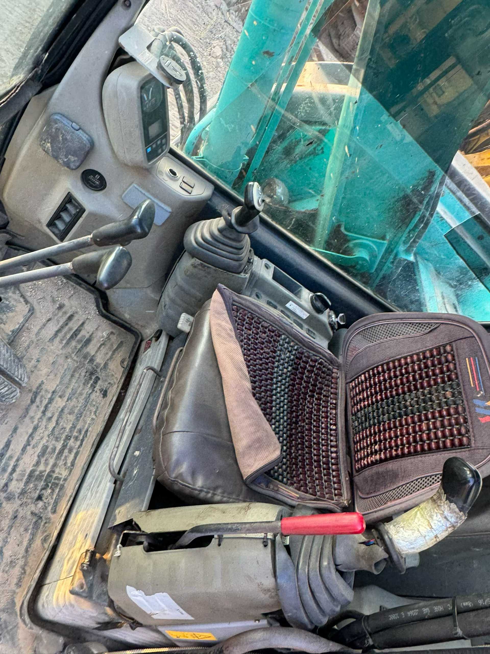 Buy Kobelco SK115SR Used Excavator / 2