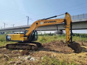 Buy Hyundai R215-7 Used Excavator / 2 Buy Hyundai R215-7 Used Excavator / 2