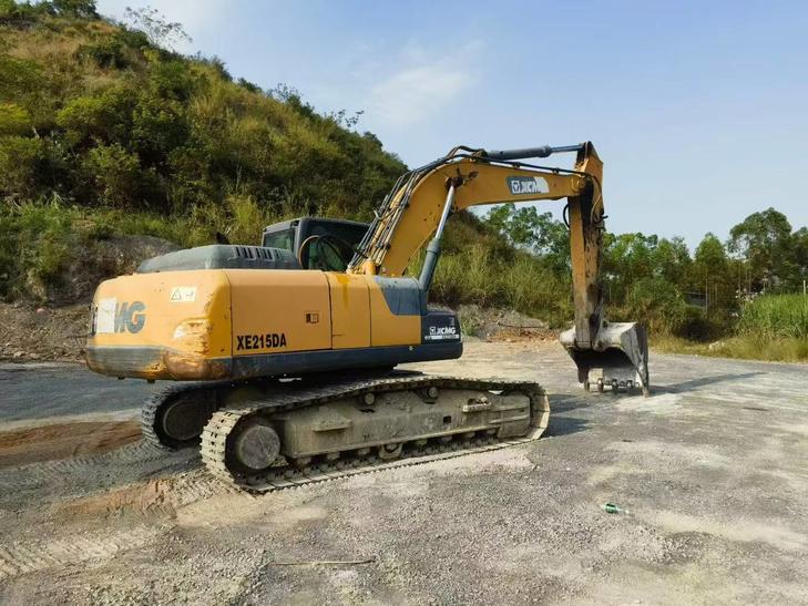 Buy XCMG XE215 Used Excavator / 1
