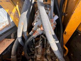 Buy Kato HD820V Used Excavator / 3 Buy Kato HD820V Used Excavator / 3