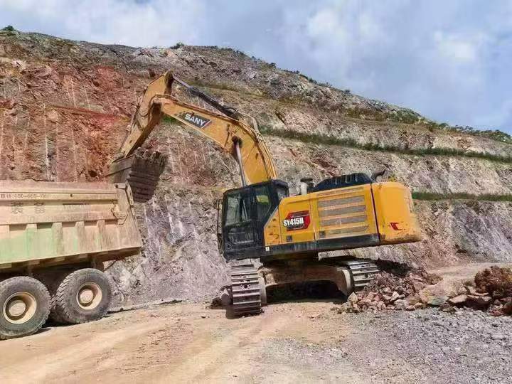 Buy Sany SY415H Used Excavator / 2